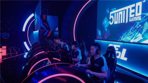 现出了积极 现出了积极